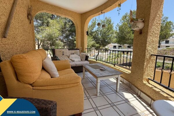 Vila su privačiu baseinu, Alicante provincijoje, Orihuela Costa mieste. 7 kambariai | 180 m² | 4.7 k