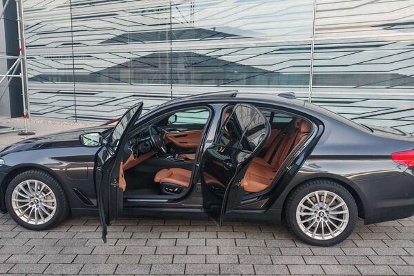 BMW 530