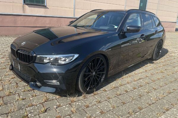 BMW 320