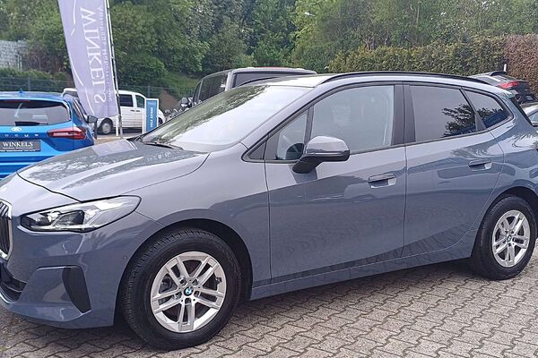 BMW 218