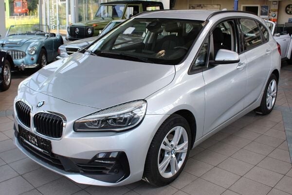 BMW 218
