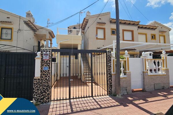 Bungalas su bendru baseinu, Alicante provincijoje, Orihuela Costa mieste. 3 kambariai | 52 m² | 1 ki