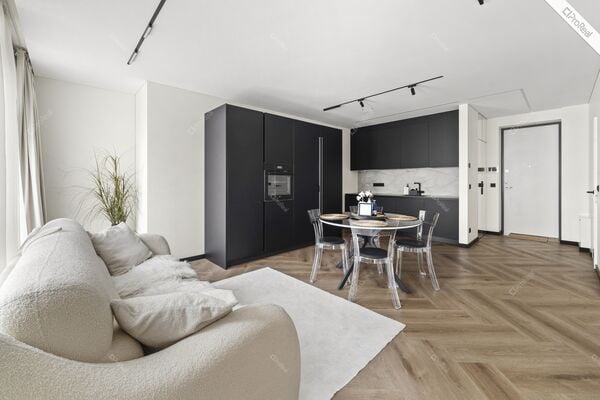 2 kamb. butas Vilnius, Užupis, Aukštaičių g.