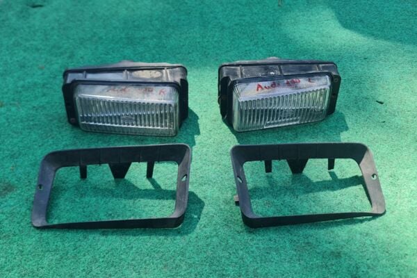 Audi 100 halogen, Audi 100 Kitas Autodalys