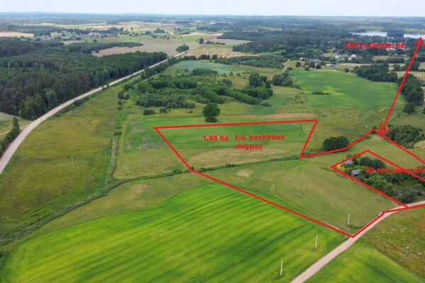 Sodyba vienkiemyje prie ežerų netoli Daugų miestelio
