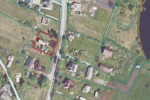 Parduodamas 7a. sklypas su rąstiniu namu. 100m iki Šventosios upės