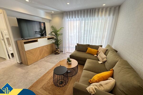 Apartamentas su terasa, Alicante provincijoje, Guardamar del Segura mieste. 4 kambariai | 70 m² | 15