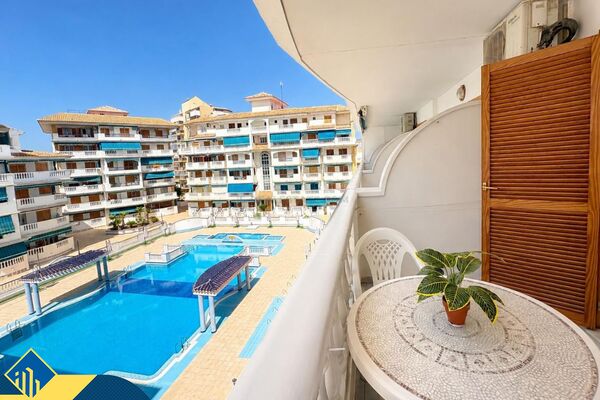 Apartamentas su bendru baseinu, Alicante provincijoje, Torrevieja mieste, La Mata rajone. 2 kambaria