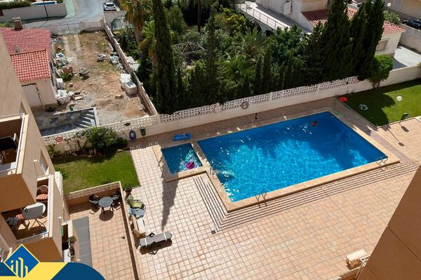 Renovuotas apartamentas su bendru baseinu, Alicante provincijoje, Torrevieja mieste, Playa de los Lo