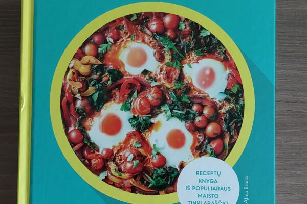 Receptų knyga Pinch of Nom (100 sveikų ir skanių patiekalų)