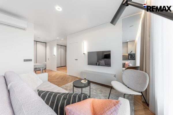2 kamb. butas Vilnius, Lazdynėliai, Lietaus g.