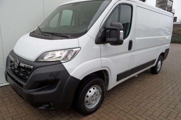 Opel Movano