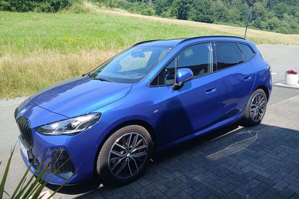 BMW 218