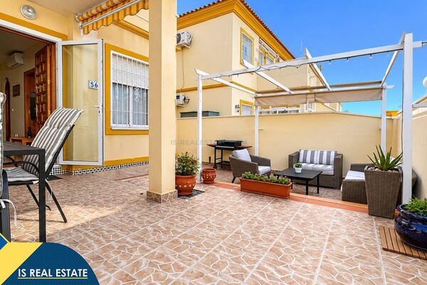 Bungalas su bendru baseinu, Alicante provincijoje, Orihuela Costa mieste. 3 kambariai | 50 m² | 2.3 