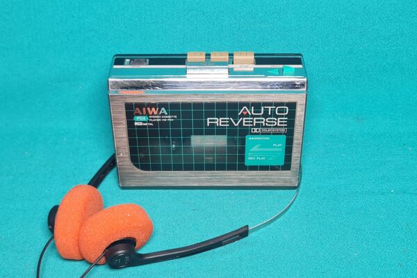 Aiwa hs-p04 kasetinis grotuvas