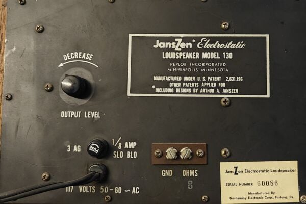  Parduodu elektrostatines koloneles JansZen model 130