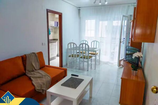Apartamentas su bendru baseinu, Alicante provincijoje, Torrevieja mieste. 2 kambariai | 50 m² | 900 
